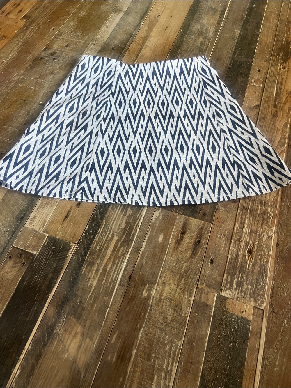 Zara Navy & White Diamond Skirt